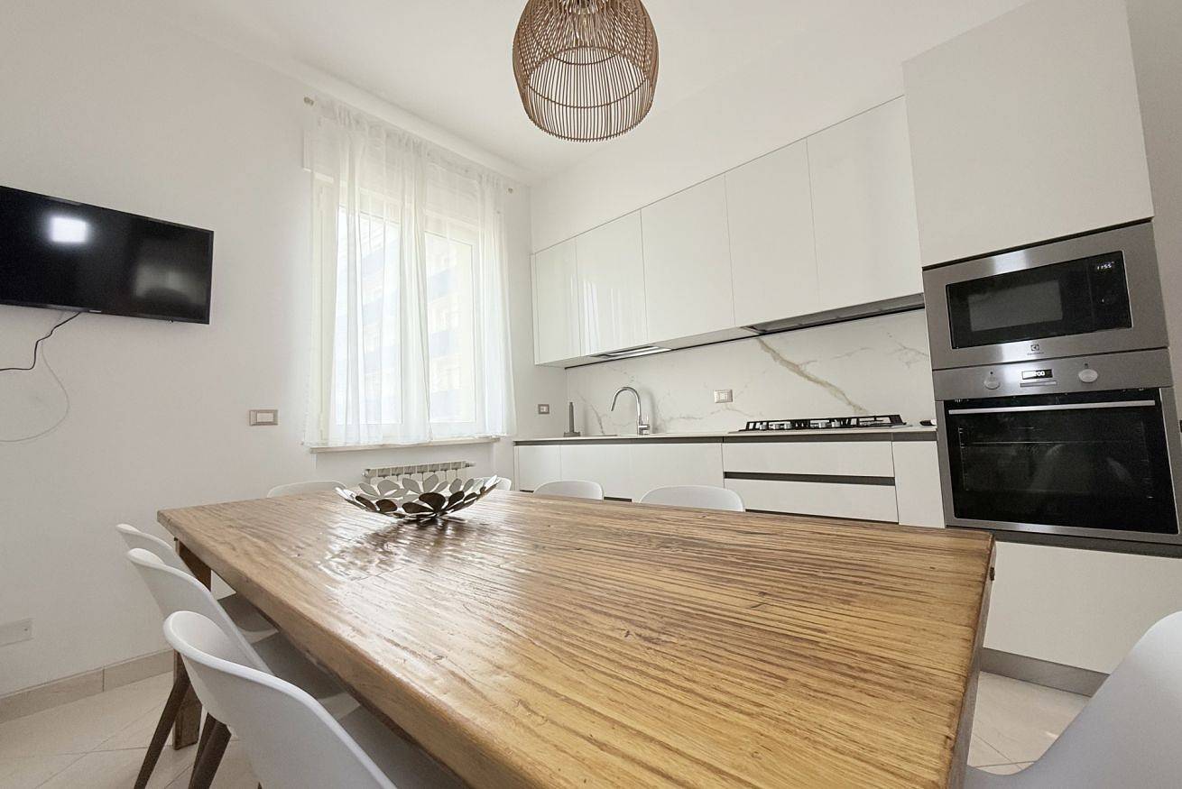 Apartamento entero, Se216 – Senigallia, spacious and bright four-room apartment 50 meters from the beach in Bagni 19 Pink Beach, Senigallia (Municipality)