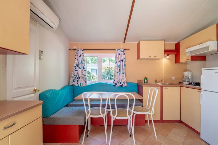 Mobilheim für 6 Personen in Valras-Plage – 150 m zum Strand – Pool/Hamam/Whirlpool in Plages des Cabanes de Fleury, Vendres