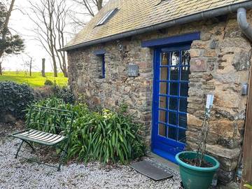 Gîte pour 2 personnes, avec jardin à Plouha