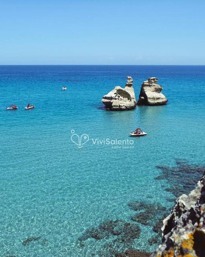 Ferienwohnung für 4 Personen, mit Balkon und Terrasse sowie Pool und Ausblick in Torre Dell'orso