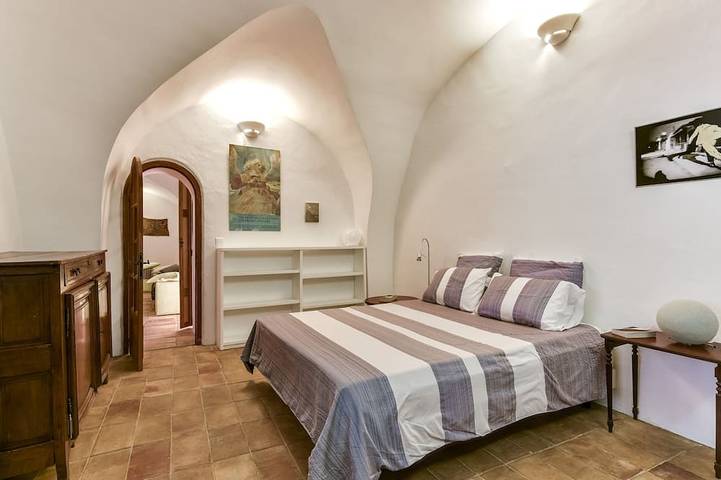 Location de vacances pour 10 personnes, avec terrasse et jardin à Puyvert - 3