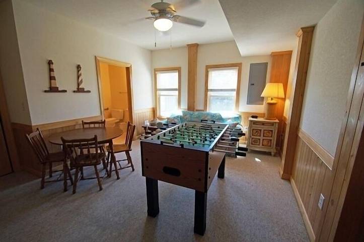 Vacation house for 12 people, with terrace in Kill Devil Hills