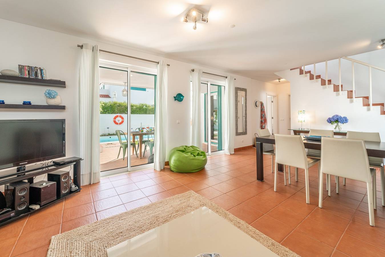 Villa „V-Blue“ mit privatem Pool, Wlan und Klimaanlage in Praia da Prainha, Alvor