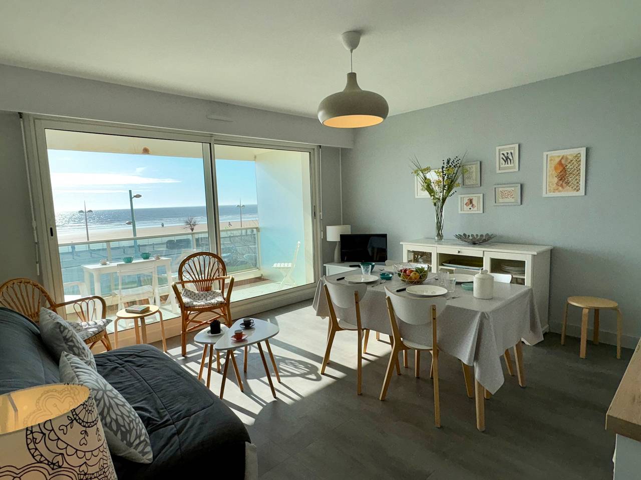 Entire apartment, 3-star apartment in Saint Jean de Monts, 5 people, parking, sea view in Saint-Jean-de-Monts, Vendée