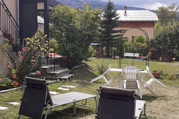 Gîte pour 3 personnes, avec balcon et jardin à Jausiers