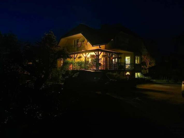 Apartament wakacyjny dla 3 osób, z ogród i widok w Lesko