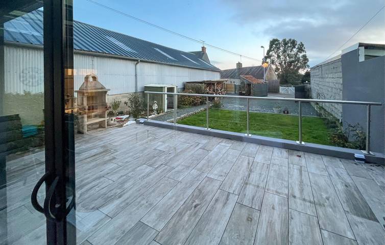 Location de vacances pour 6 personnes, avec terrasse, animaux acceptés à Gouville-sur-Mer - 2