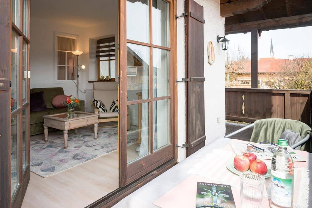 Entire apartment, Ferienwohnung Rotkehlchen, Whg. 8 in Bad Wiessee, Bavarian Alps