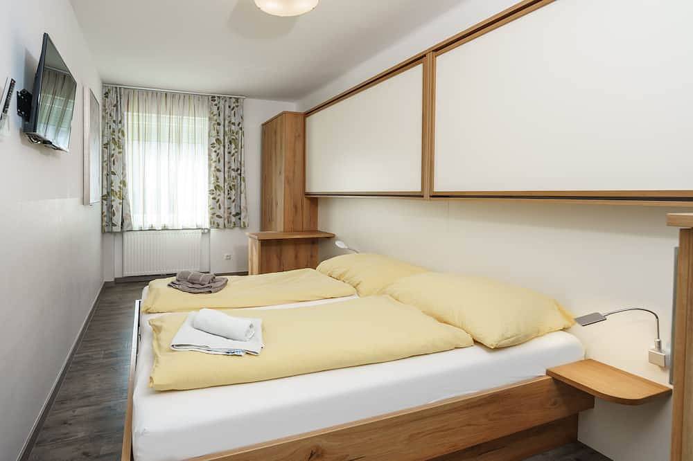 Entire apartment, Salzburg: Apartment Riverside 2 for 1 - 12 people in Salzburg, Salzburg region