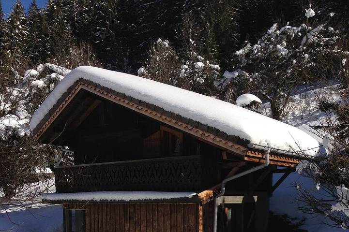 Chalet pour 3 personnes, avec balcon et jardin