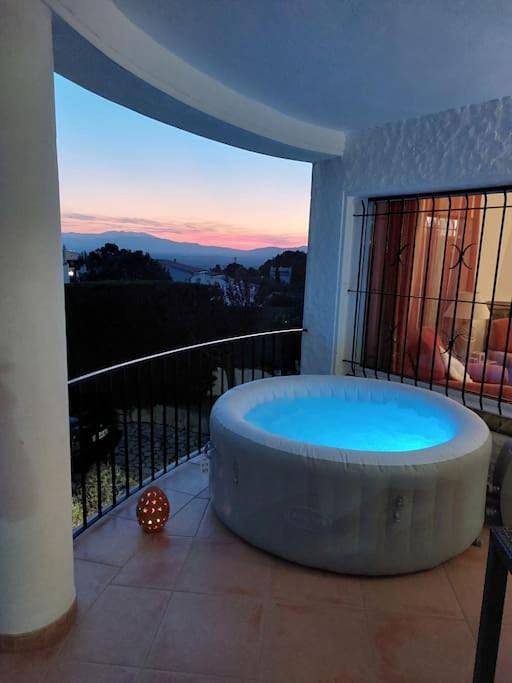 Chalet para 4 personas, con balcón y jacuzzi en Alt Empordà - 3