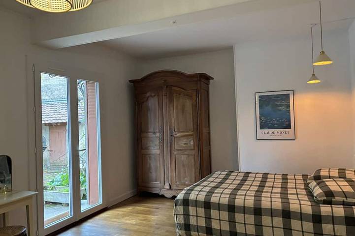 Gîte pour 8 personnes, avec jardin à Diou - 2