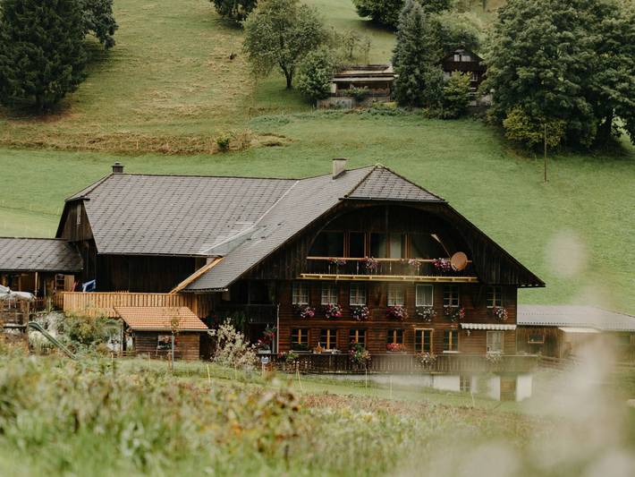 Ferienwohnung für 4 Personen, mit Balkon und Ausblick in Tschingel Ob Gunten Sigriswil Alpen