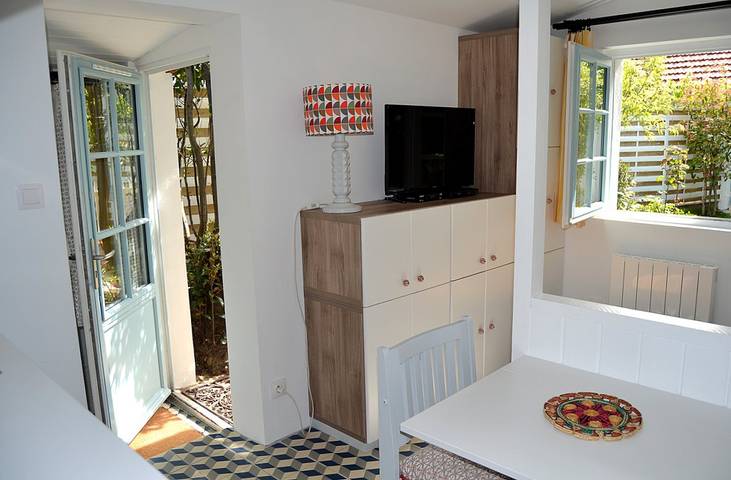 Gîte pour 2 personnes, avec terrasse et jardin aux Les Sables-d'Olonne - 4