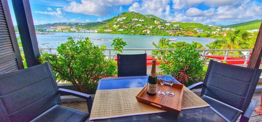 Bungalow für 3 Personen, mit Ausblick und Pool sowie Garten, mit Haustier in St. Martin