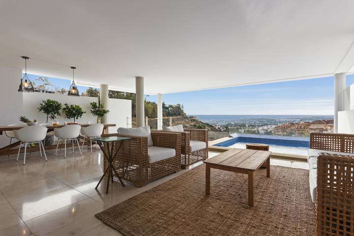 Appartement de vacances pour 4 personnes, avec Vue sur l’océan ainsi que Terrasse et Piscine à Marbella
