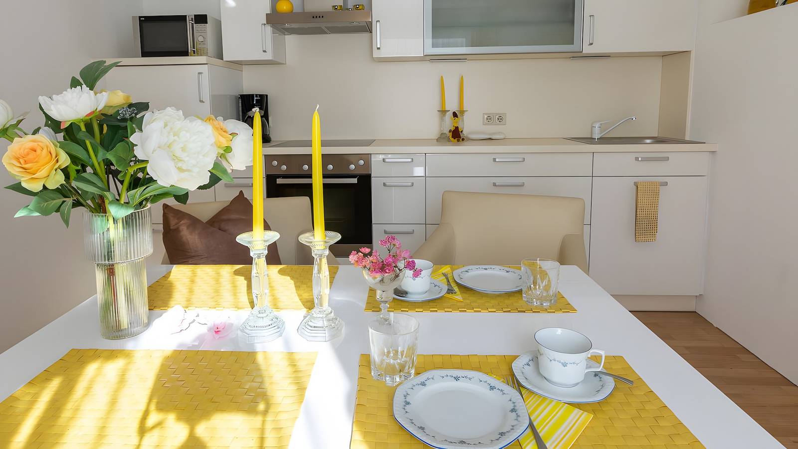 Ganze Wohnung, Apartment „Für 2 Personen, 65 m²“ mit Bergblick, Wlan und Klimaanlage in Salzkammergut-Berge, Scheffau am Tennengebirge