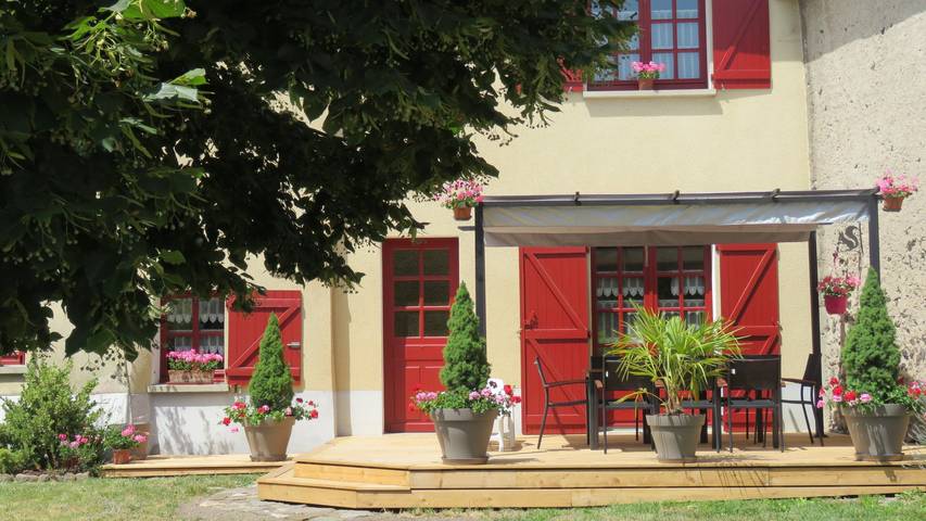 Gîte pour 8 personnes, avec Terrasse et Jardin