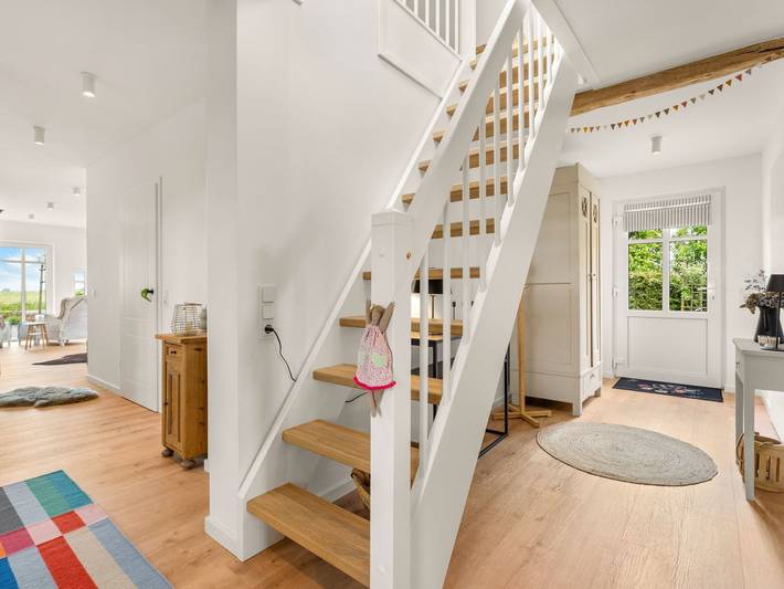 Ferienhaus für 4 Personen, mit Terrasse und Garten in Holtgast - 3