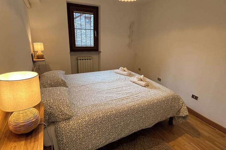 Apartamento entero, Comfortable apartment in the heart of Aosta in Aosta, Alpes del Valais