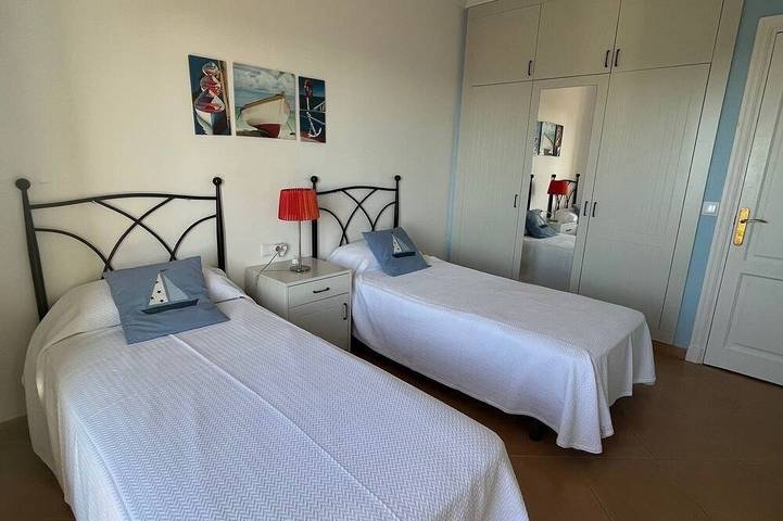Villa de luxe intime à 5 minutes à pied de la plage au calme in Punta Prima, Sant Lluís