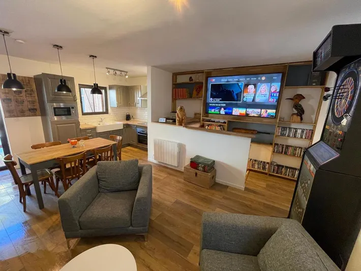 Holiday home for 6 people, with balcony and view - 1
