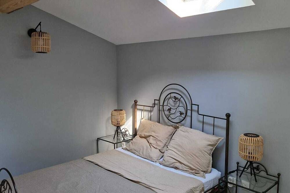 Maisonnette avec un grand jardin in Rieumajou, Canal du Midi