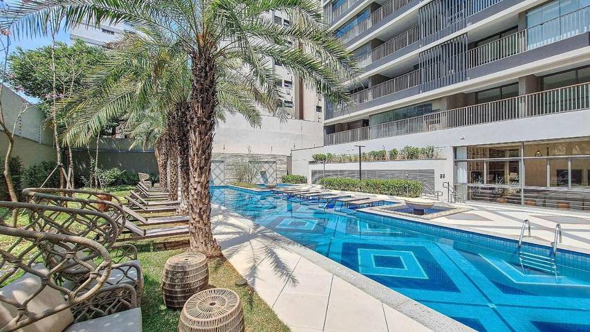 Casas e apartamentos de temporada para 3 pessoas, com terraço e piscina e ainda jardim em Moema