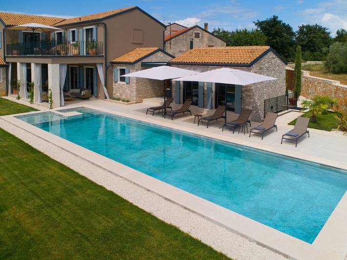 Villa für 10 Personen, mit Terrasse und Sauna in Umag - 3