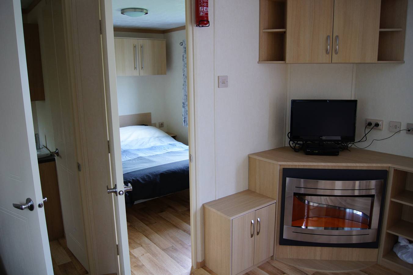 Grosses 6-Personen Ferienhaus auf Mini-Campingplatz nah das Veerse Meer und Oostkapelle. in Oostkapelle, Walcheren