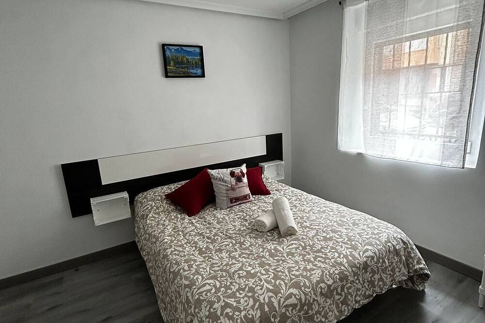 Entire apartment, ✨ El rincón de Paquito – Charm and comfort in the heart of Burgos in Burgos, Burgos Province