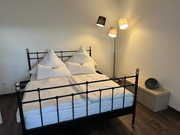 Ferienwohnung für 3 Personen, mit Garten in Mülheim Köln