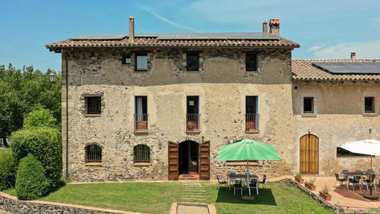 Appartement de vacances entier, Appartement de vacances pour 36 personnes avec piscine in Sant Feliu de Pallerols, Garrotxa