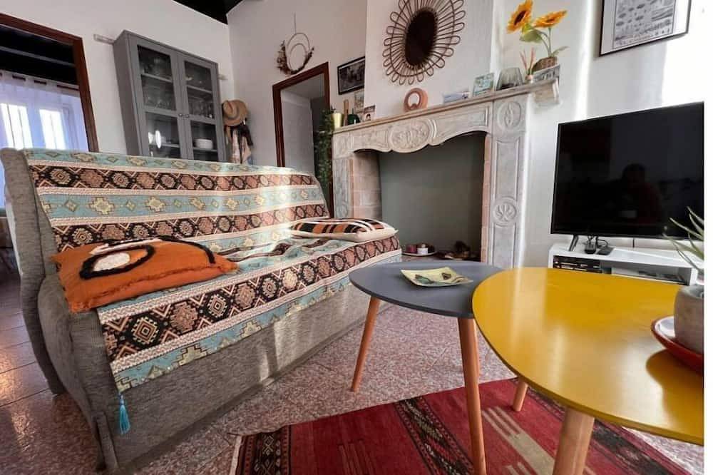 Apartamento entero, Appartement de Village, Proche de la Rivière, de la Plage et des Commerces ! in Sainte-Lucie de Porto-Vecchio, Zonza