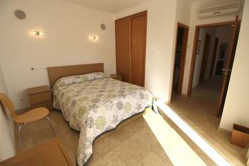 Villa for 8 People in Luz, Faro District, Photo 3