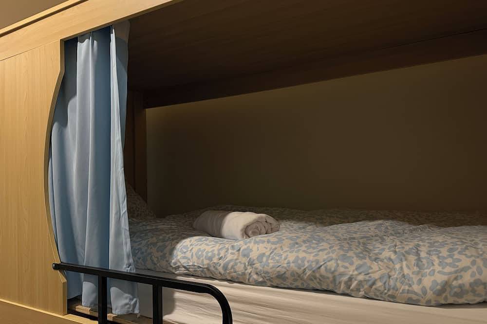 Rox Madrid Shared room in Centro (Madrid), Madrid