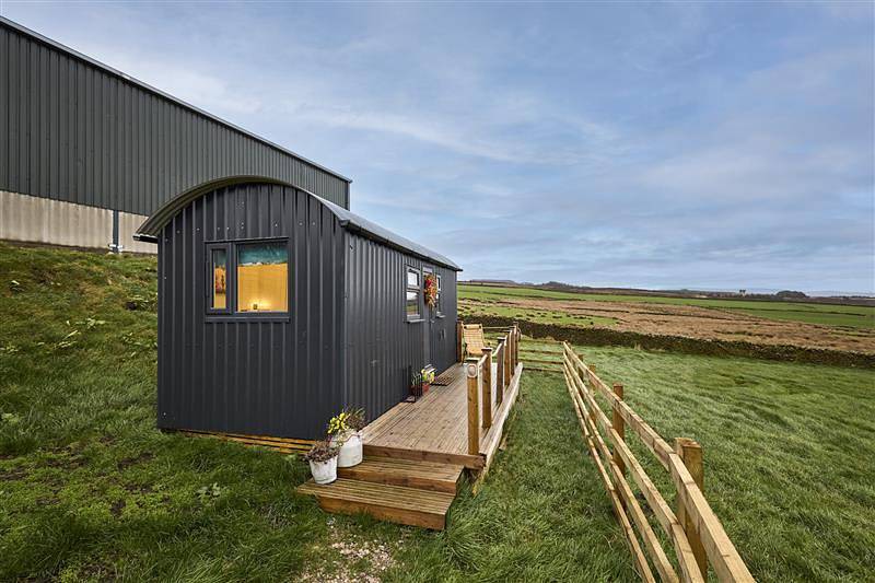 Host & Stay | Swallows Nest in Lancashire