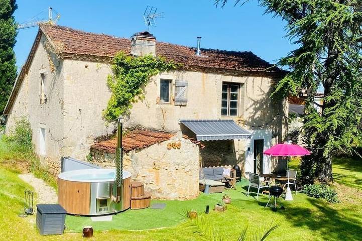 Location de vacances pour 2 personnes, avec Jardin et Sauna à Arcambal
