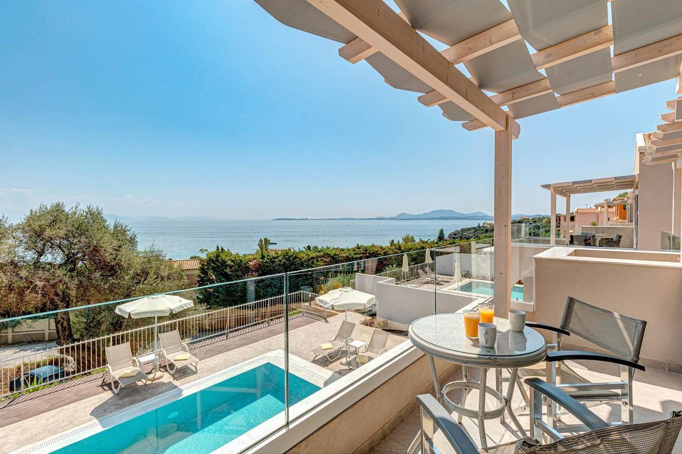 Villa pour 4 Personnes dans Mparmpati, Corfou