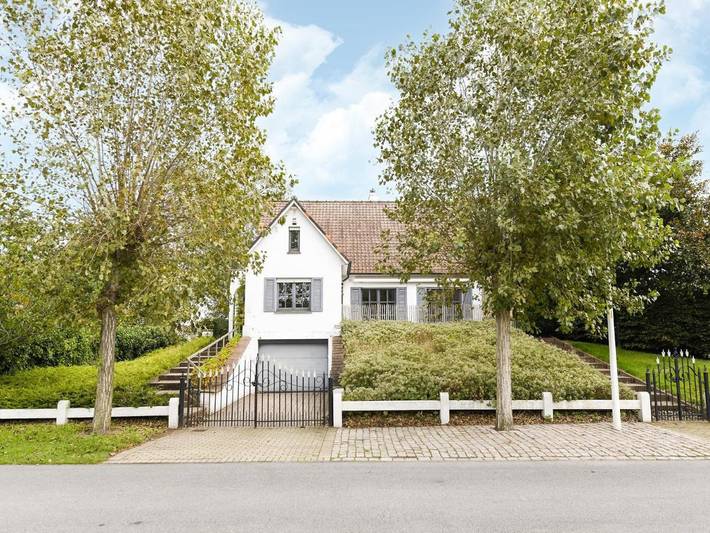 Villa pour 10 personnes, avec jardin et terrasse à Nieuwpoort