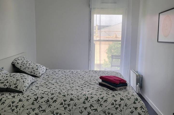 Apartamento entero, Superbe T2, Paris, Stade De France, Parking, Métro 14, Rer D, Jo in Saint-Denis, Sena-Saint Denis