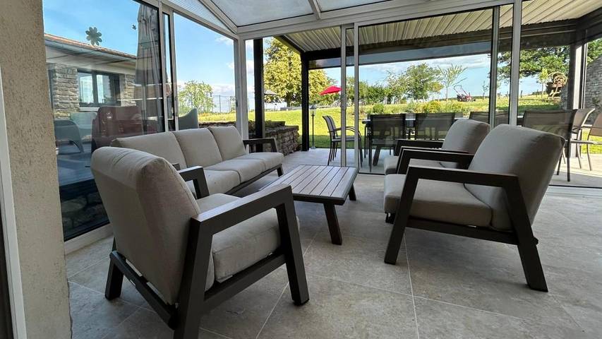 Maison d’hôte pour 14 personnes, avec vue ainsi que jardin et piscine, animaux acceptés dans Yonne - 3