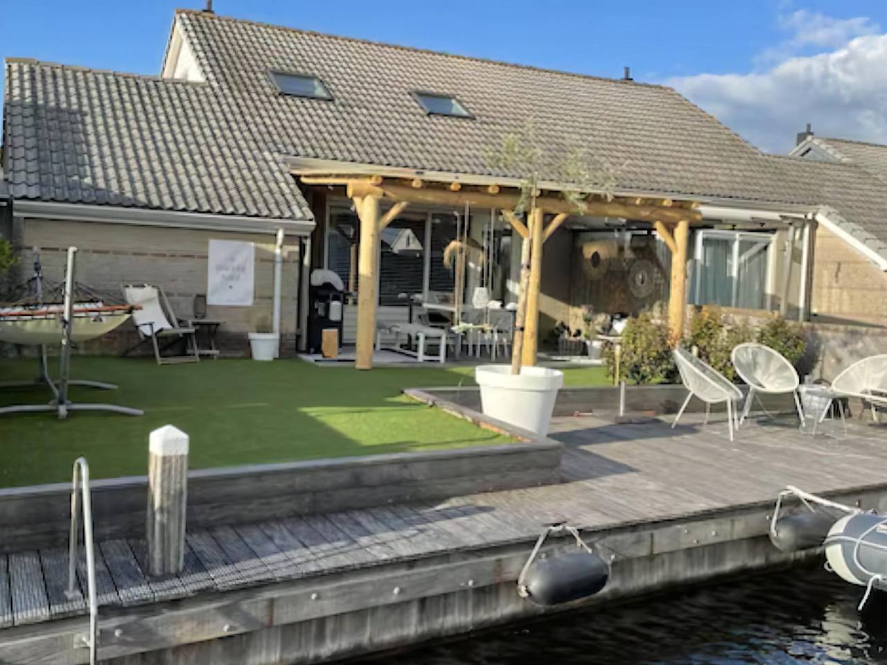 Park de Markol Love Lemmer in Lemmer, Ijsselmeer