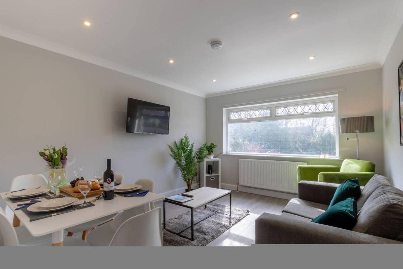 Altham Place | Modern Coastal 2Br Bungalow Near Morecambe Bay in Morecambe, Lancashire