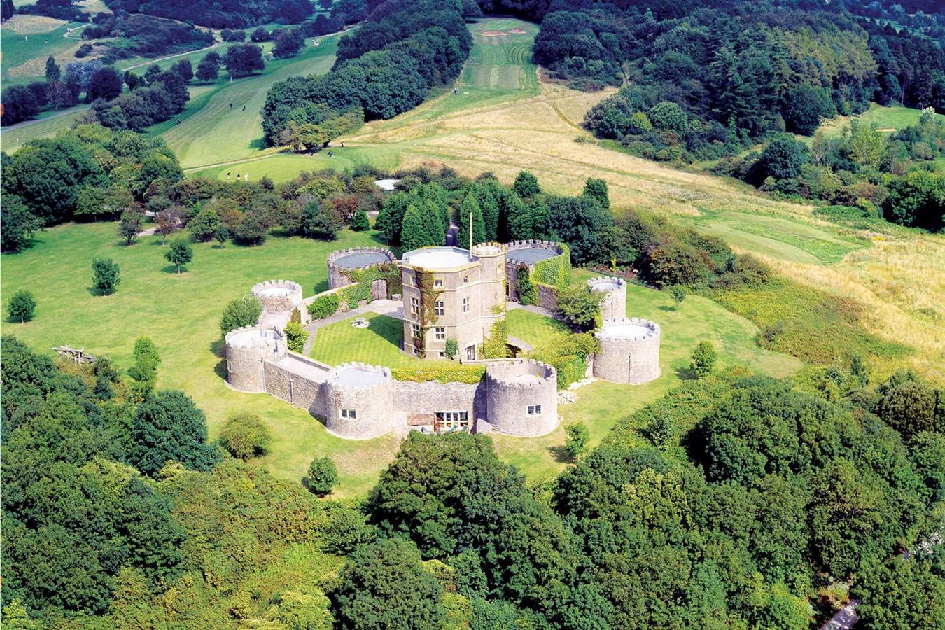 Cottage for 16 People in Clevedon, North Somerset