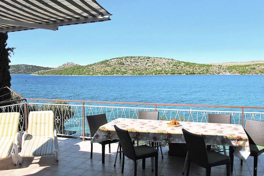 Appartamento vacanze a Grebastica a partire da 83€ a notte