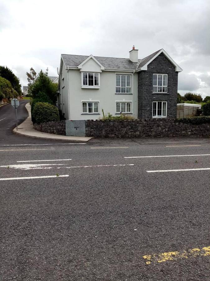 Bed & breakfast for 3 people, with Terrace and Garden as well as View in County Clare