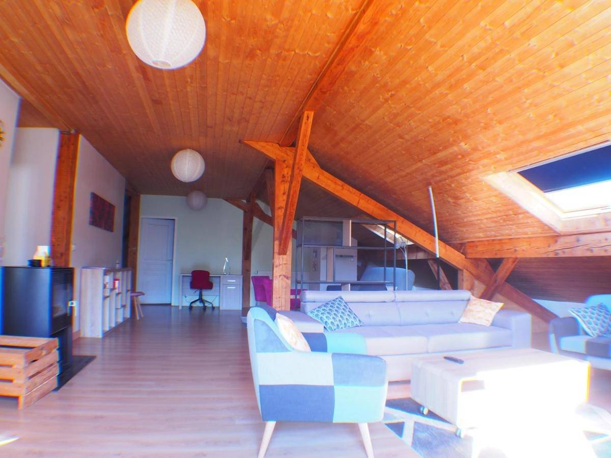 Appartement entier, Le Gîte du Pontvys in Marignier, Région de Bonneville