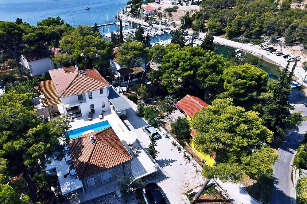 ➤Exklusives Ferienhaus „Villa Marumare“, Neubau 2021, Pool, nur 300 m zum Strand in Milna, Brac