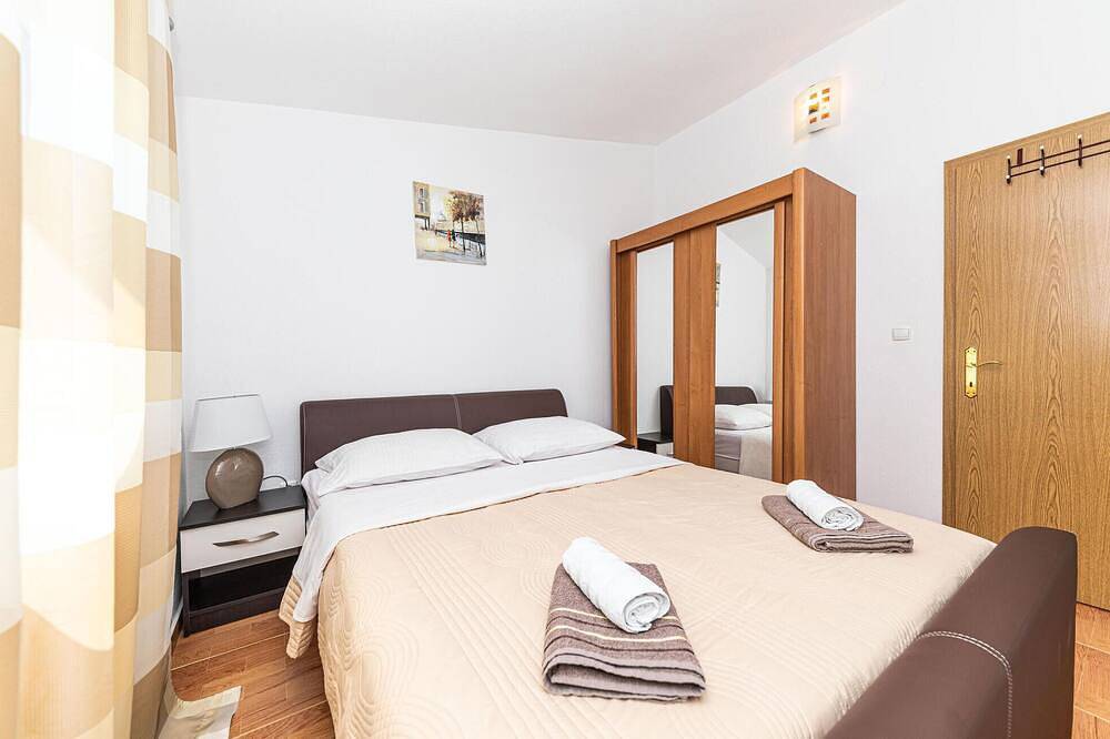 Geheel appartement, Prachtig appartement met 2 slaapkamers. in Poljica, Split-Dalmatië